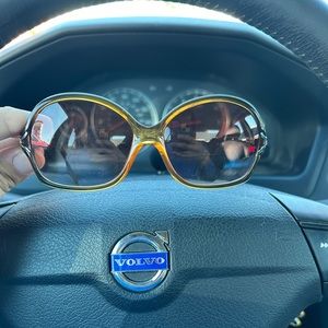 Christian Dior prescription sunglasses. (READ DESCRIPTION)